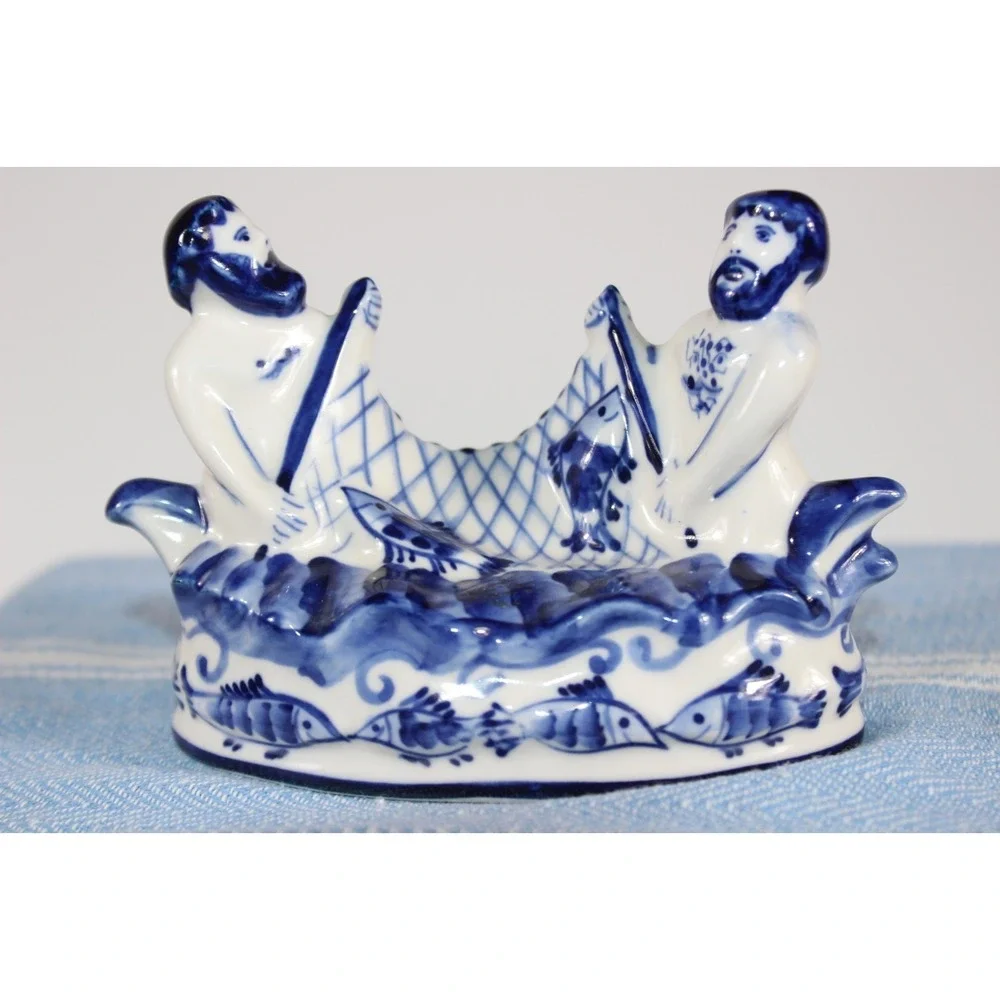 Gzhel Porcelain Figurine Blue & White Fishermen w/Net Fish Signed Ryzhenok VTG
